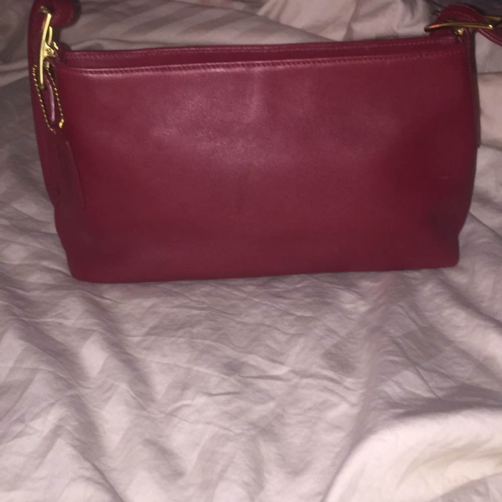 ♥️ COACH SHOULDER PURSE ♥️